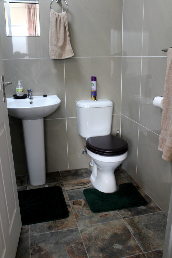 بوكسبرغ 2 Op Terblanche Guesthouse المظهر الخارجي الصورة